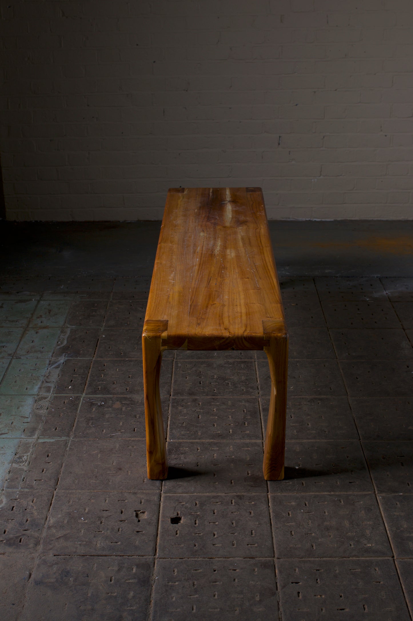 Teak wood tapered leg bench